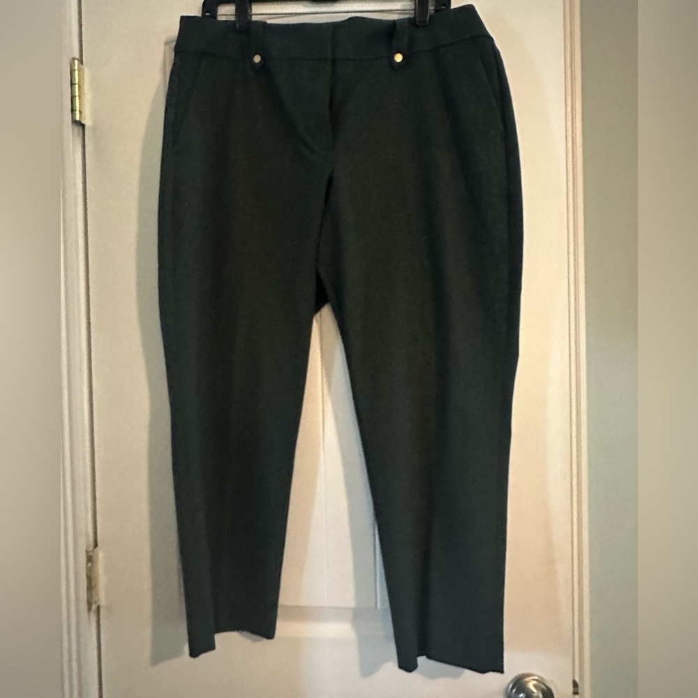 LOFT Moss Green Curvy Slim Pants - Like New